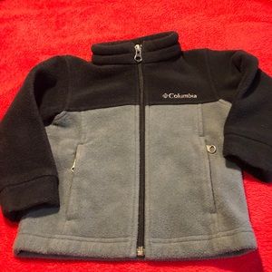 COLUMBIA FLEECE JACKET SIZE 2T ZIP FRONT 2 POCKETS